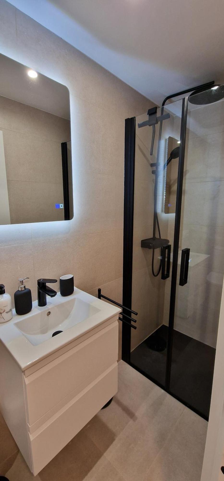 Apartamento Estudio Mafalda - Coqueto, Centrico, Wifi Oviedo